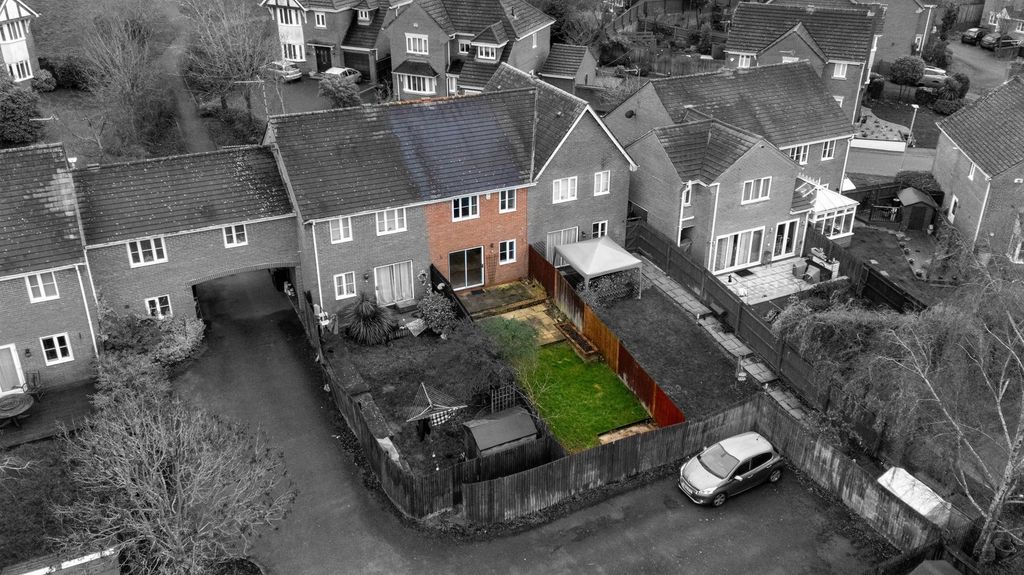 Property photo 2 of 15