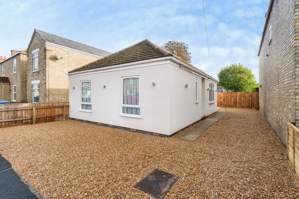 Property photo 1 of 20