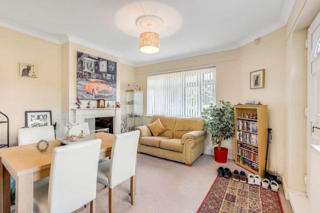 Property photo 3 of 22