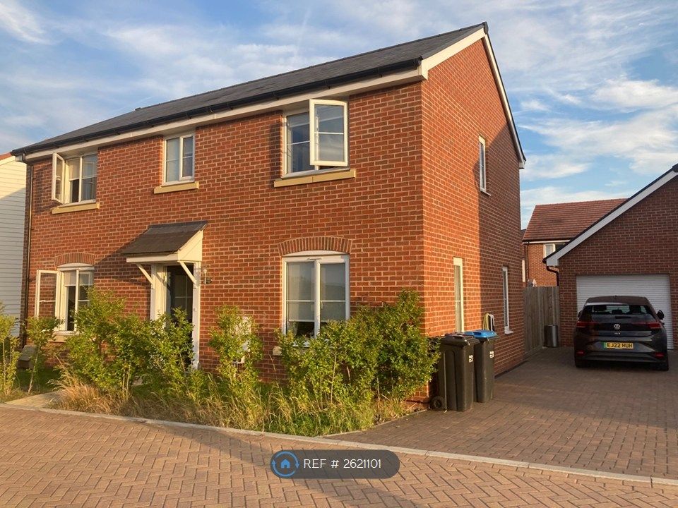 Property photo 1 of 32