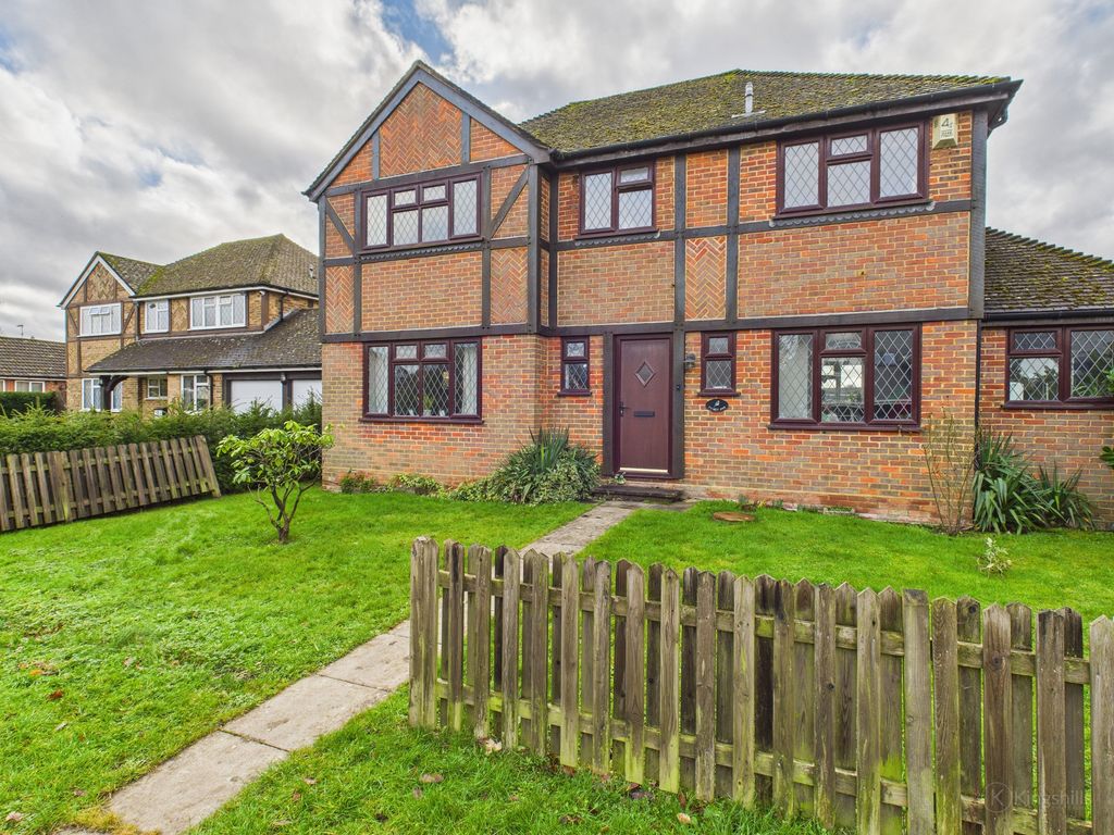 Property photo 1 of 19 Front