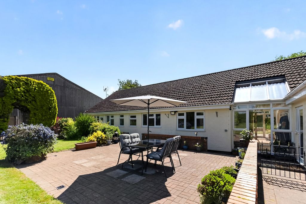 Property photo 3 of 23 Pbox-Img.Jpg