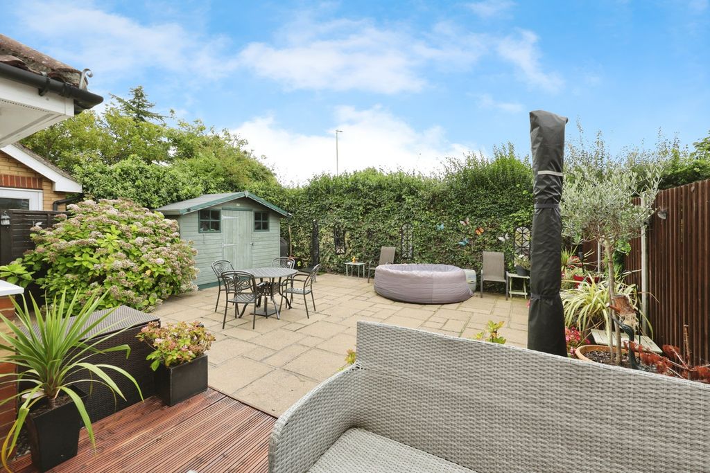 Property photo 3 of 21