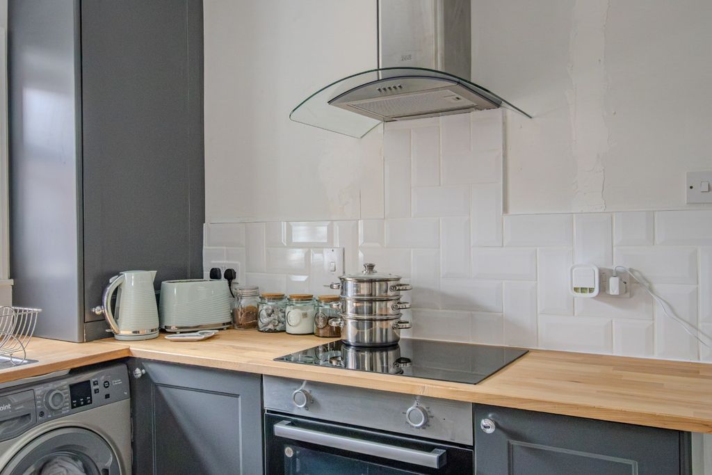 Property photo 3 of 9 5211586