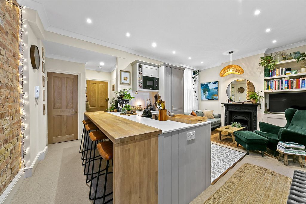 Property photo 1 of 11 Picture No. 04