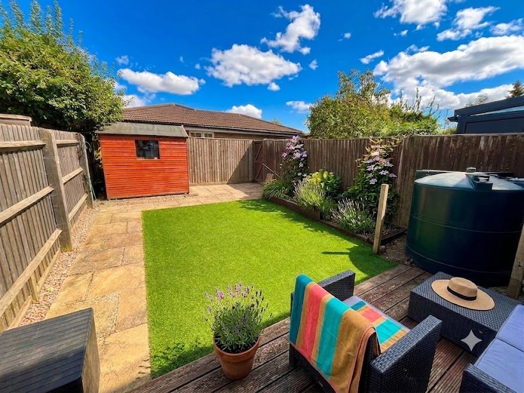 Property photo 2 of 6