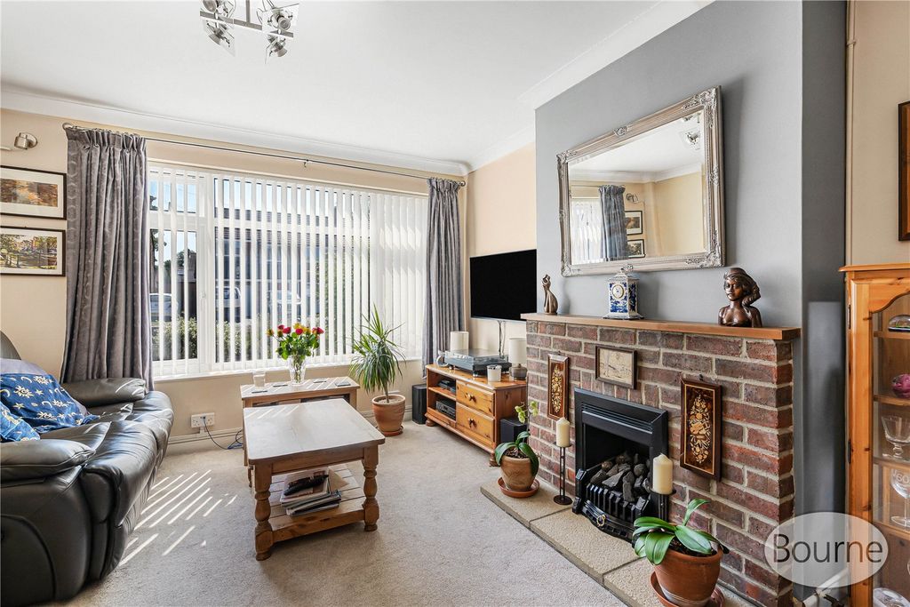 Property photo 2 of 40 Picture No. 10
