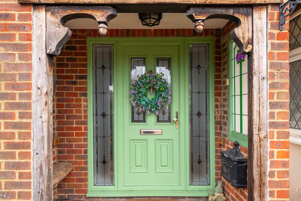 Property photo 3 of 35 Little Mead Externals-19.Jpg