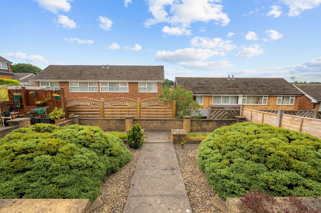 Property photo 3 of 16