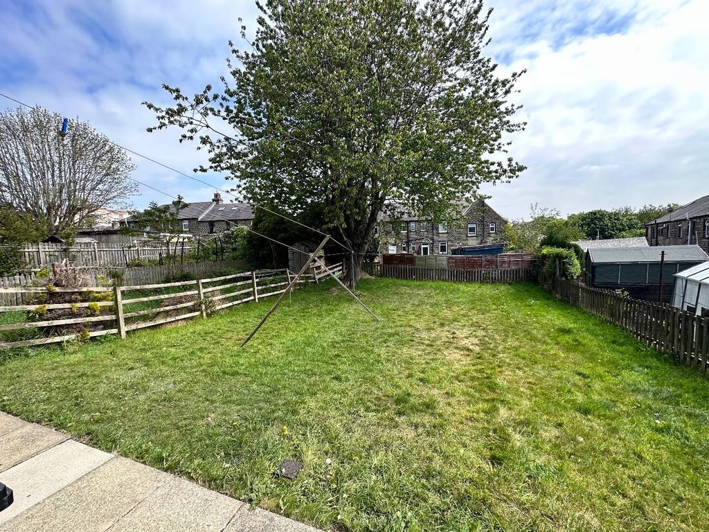 Property photo 2 of 15 Externally