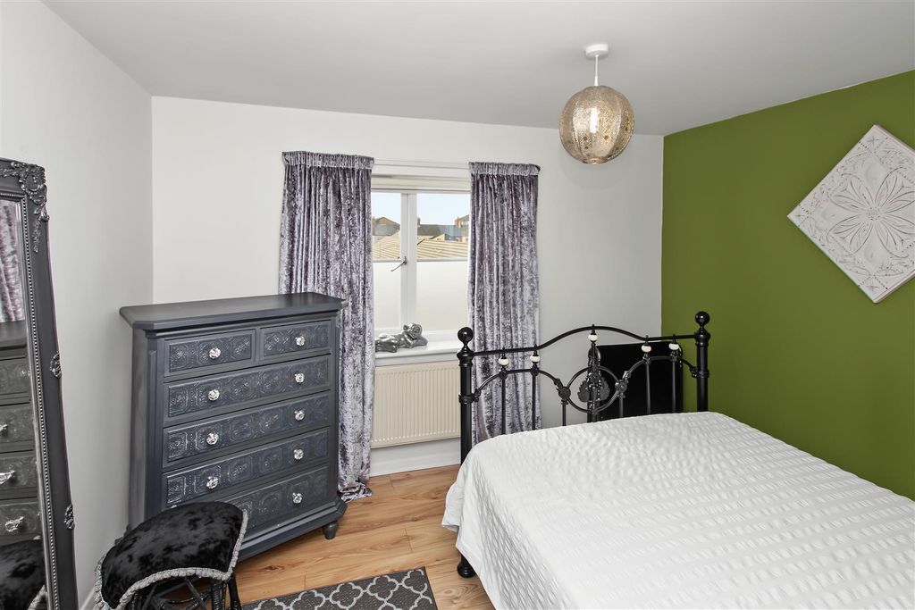 Property photo 3 of 8 Img_0969.Jpg