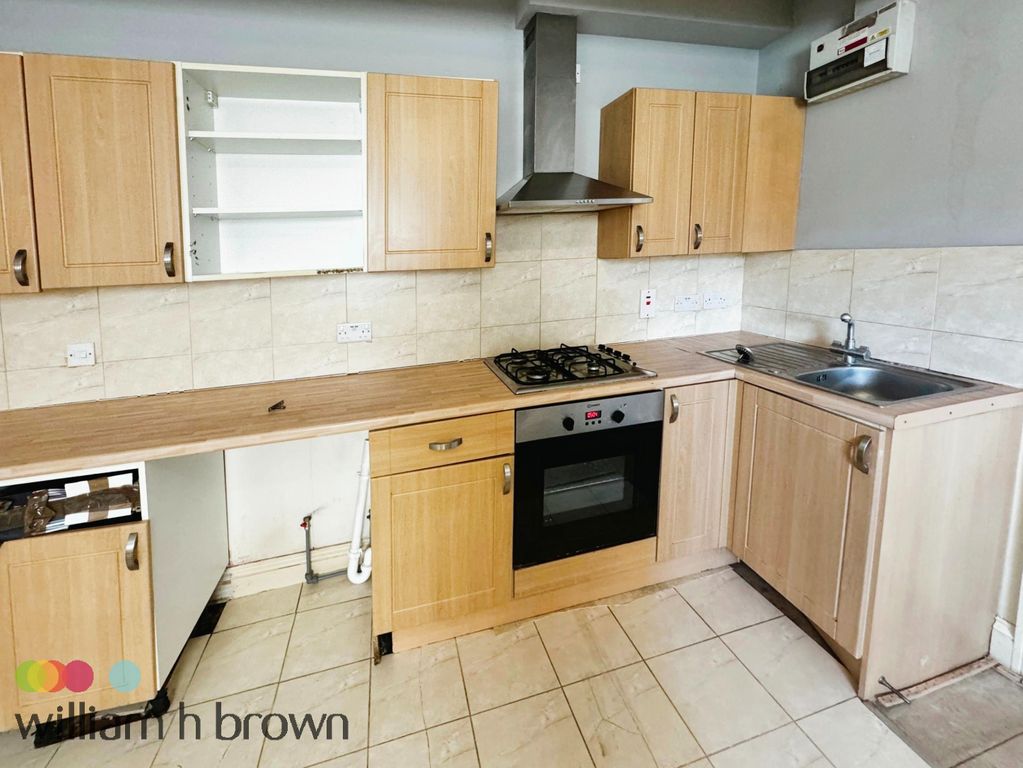 Property photo 2 of 5 View