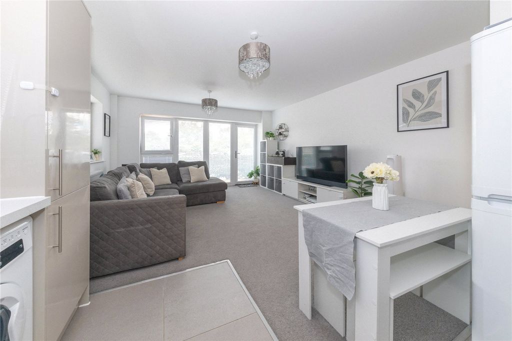 Property photo 3 of 14 Open Plan Living