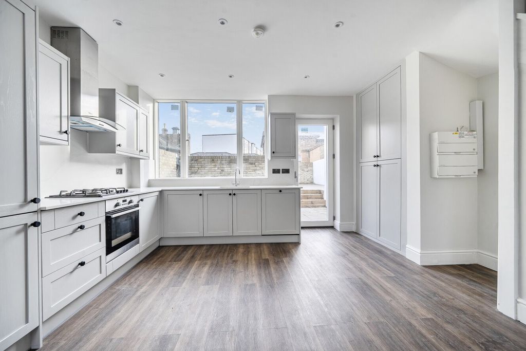 Property photo 3 of 23 1394344-17-69494c...