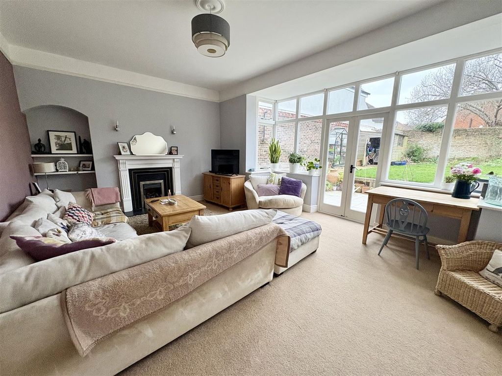 Property photo 2 of 13 Img_9523.Jpeg