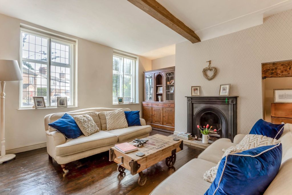 Property photo 3 of 31