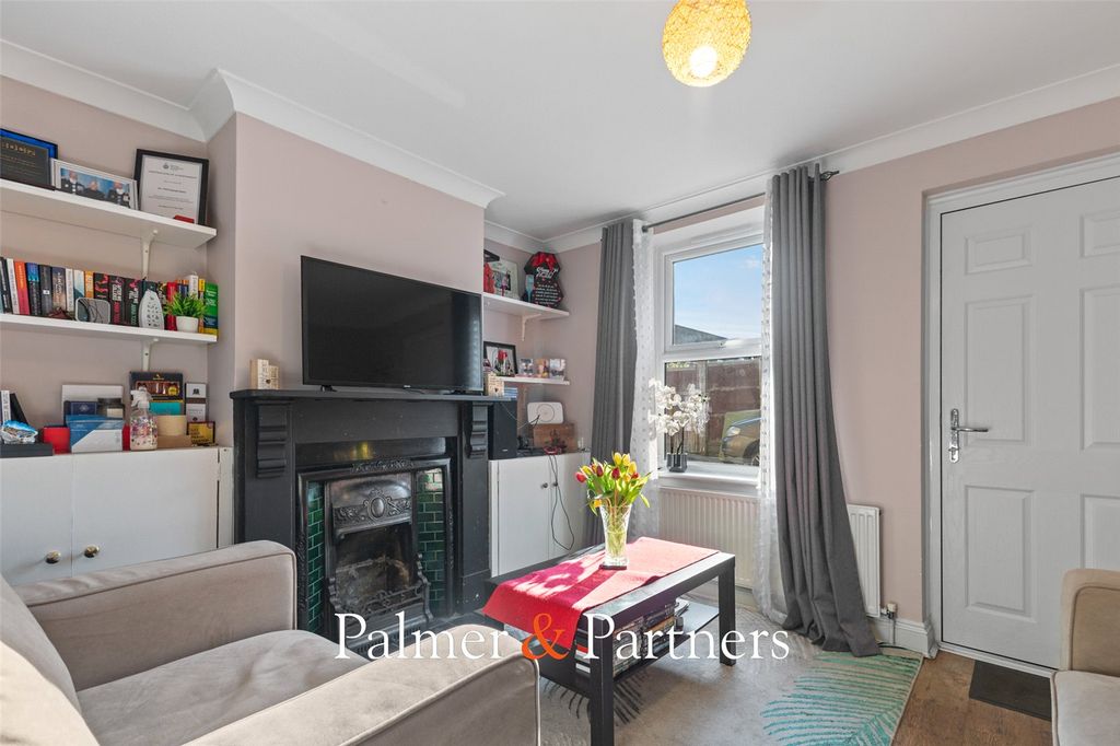 Property photo 2 of 10 Picture No. 08