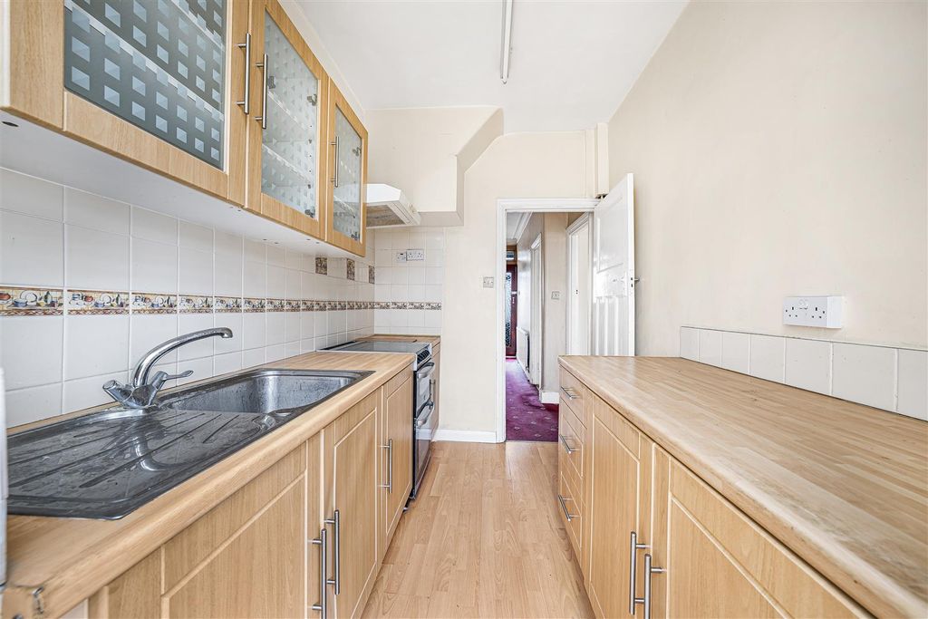 Property photo 2 of 22 Dsc08805.Jpg