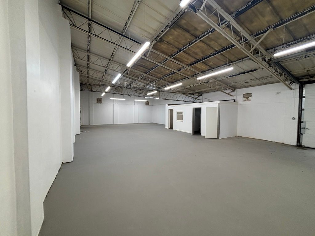 Property photo 3 of 3 Photo 6