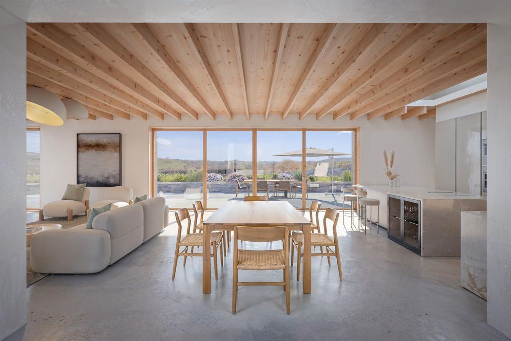 Property photo 3 of 8 Bank Hill_Interior 3.Jpg