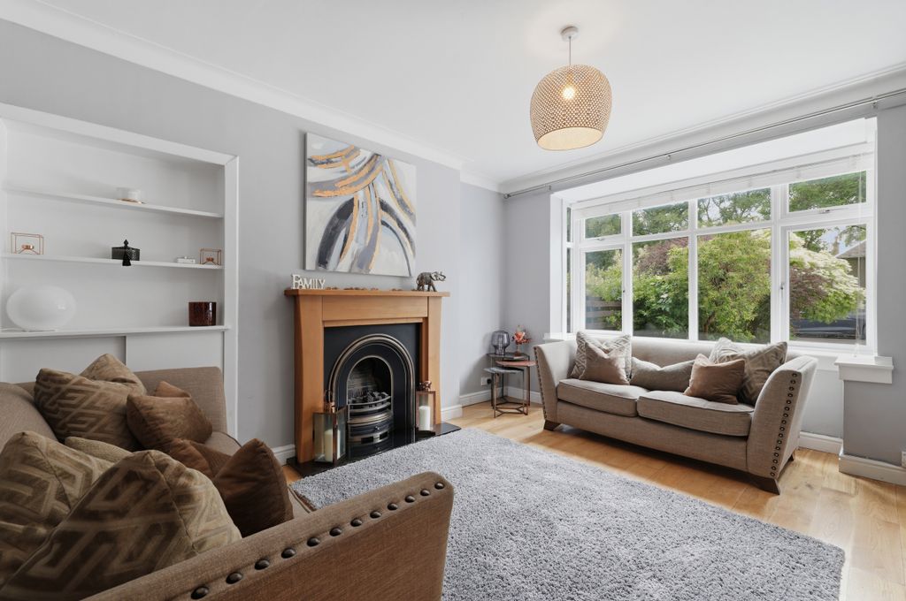 Property photo 2 of 47