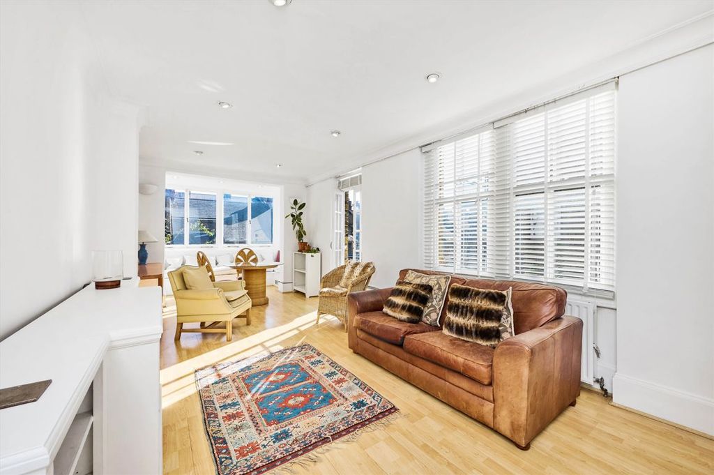 Property photo 2 of 7