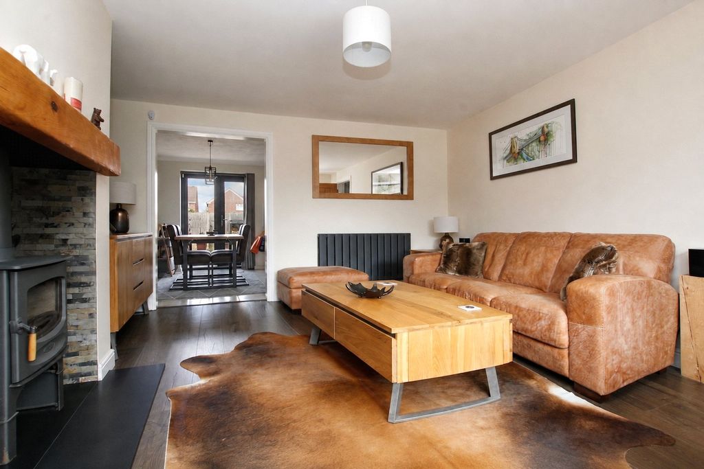 Property photo 2 of 25 Picture No. 33