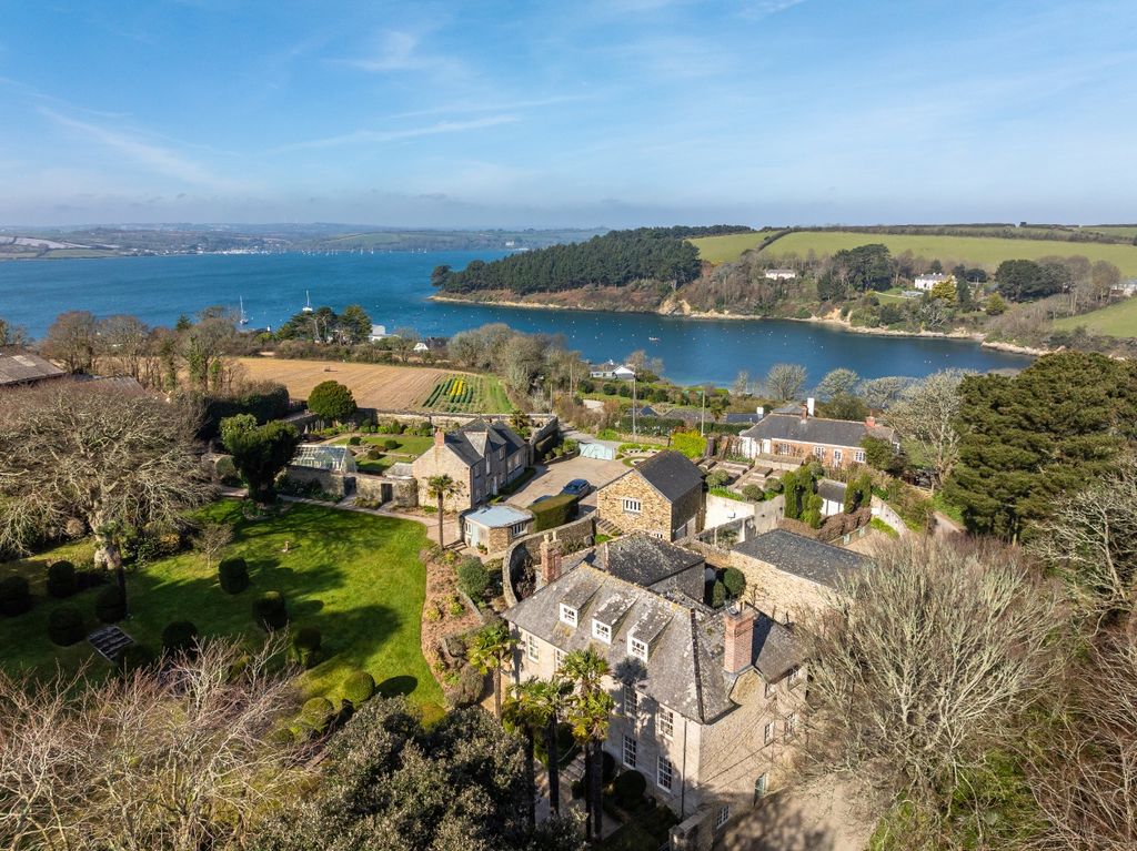 Property photo 2 of 42 4588236