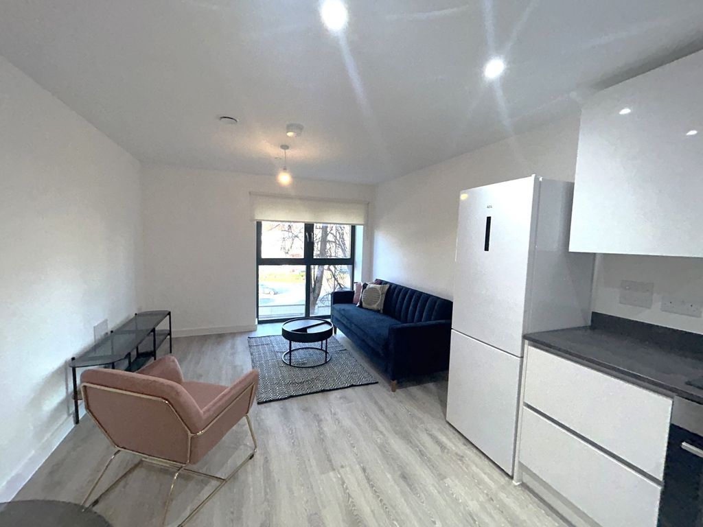 Property photo 3 of 10 Picture No. 06