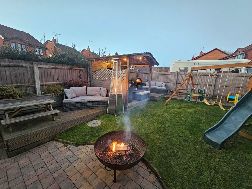 Property photo 3 of 29 Garden