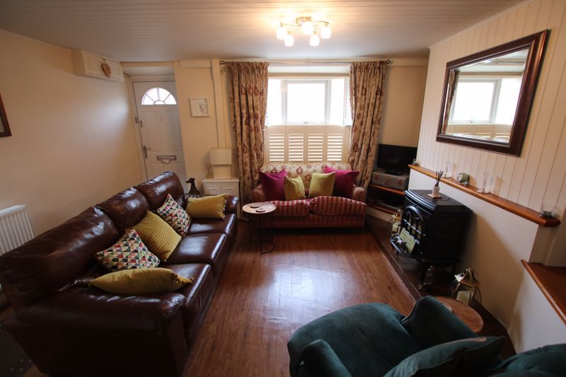 Property photo 3 of 21 Photo 11