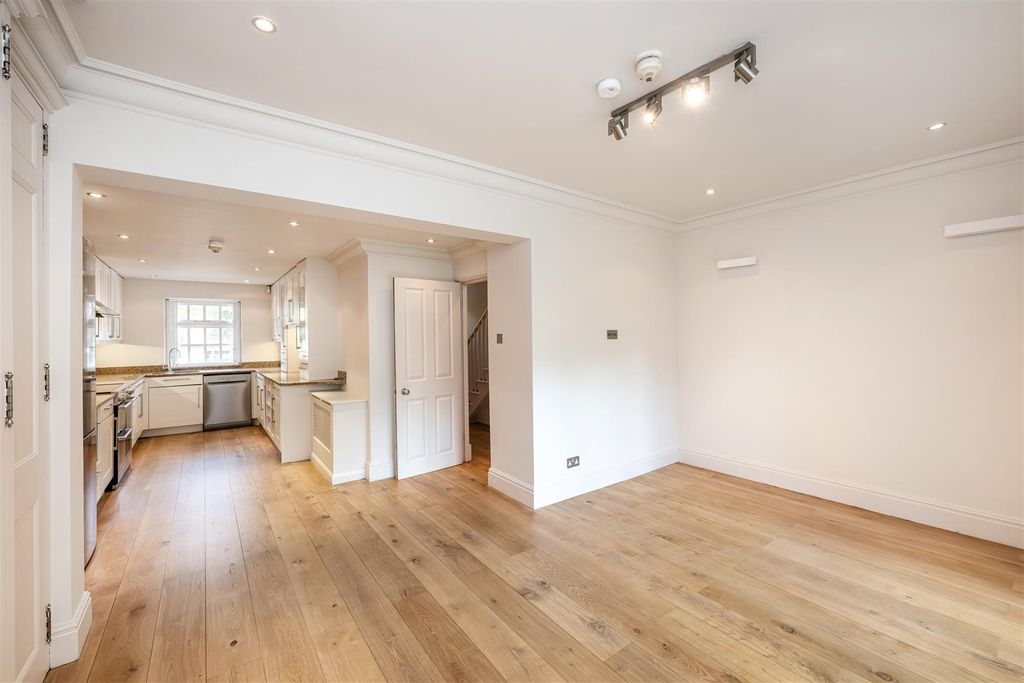 Property photo 2 of 5 Dsc_1232-Enhanced-Nr.Jpg