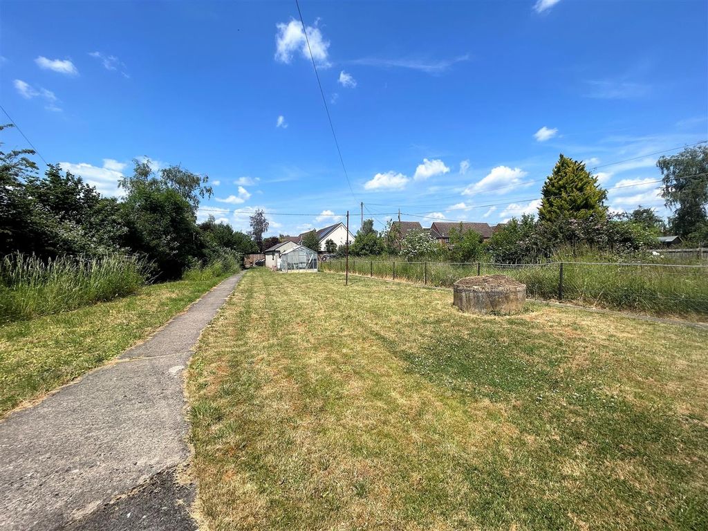Property photo 3 of 13 Lotimage1240531.Jpg
