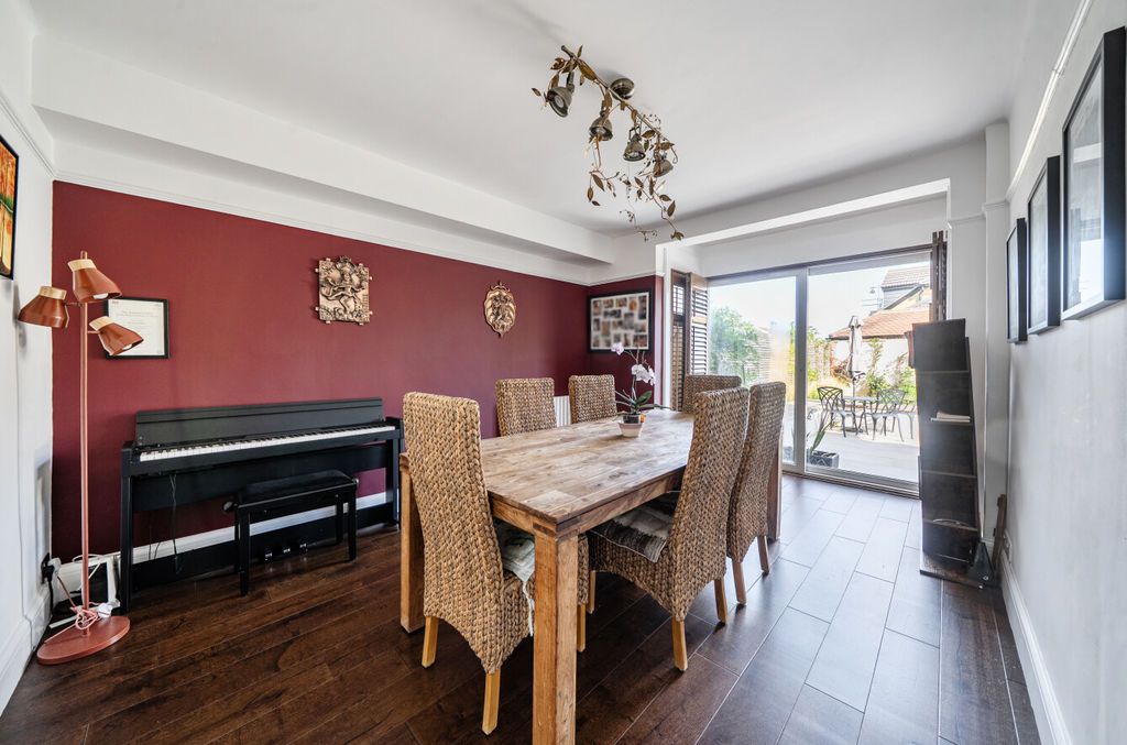 Property photo 2 of 19 Dining Room