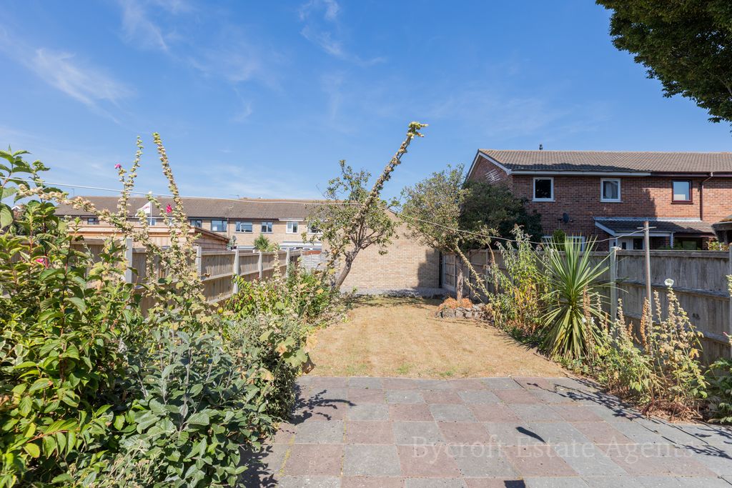 Property photo 3 of 11