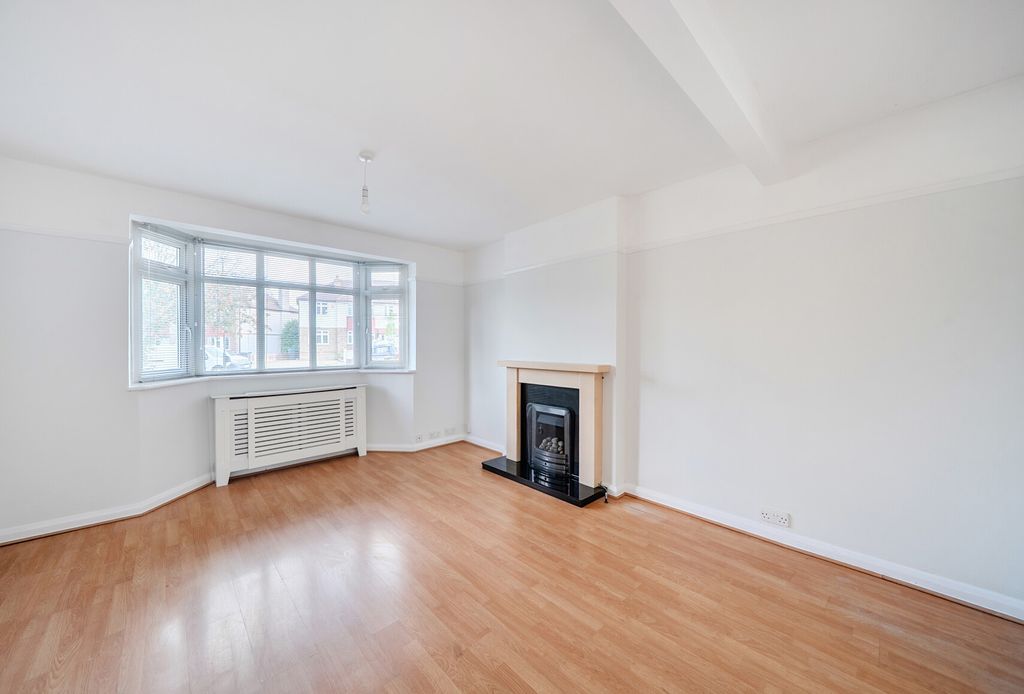 Property photo 3 of 19 1495266 (18).Jpg