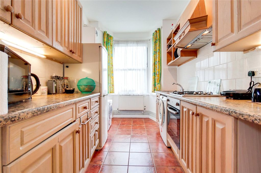 Property photo 2 of 8 Picture No. 03