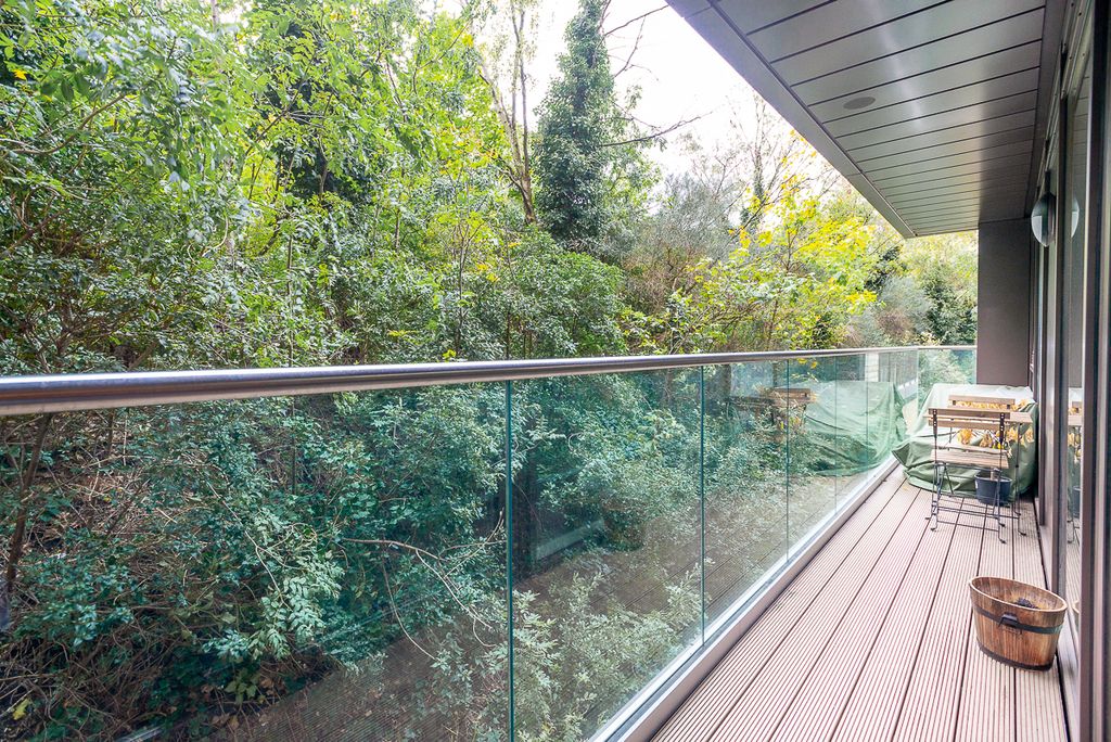 Property photo 1 of 18 Picture No. 17