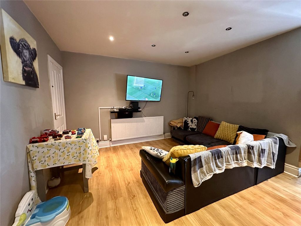 Property photo 3 of 13 Picture No. 03