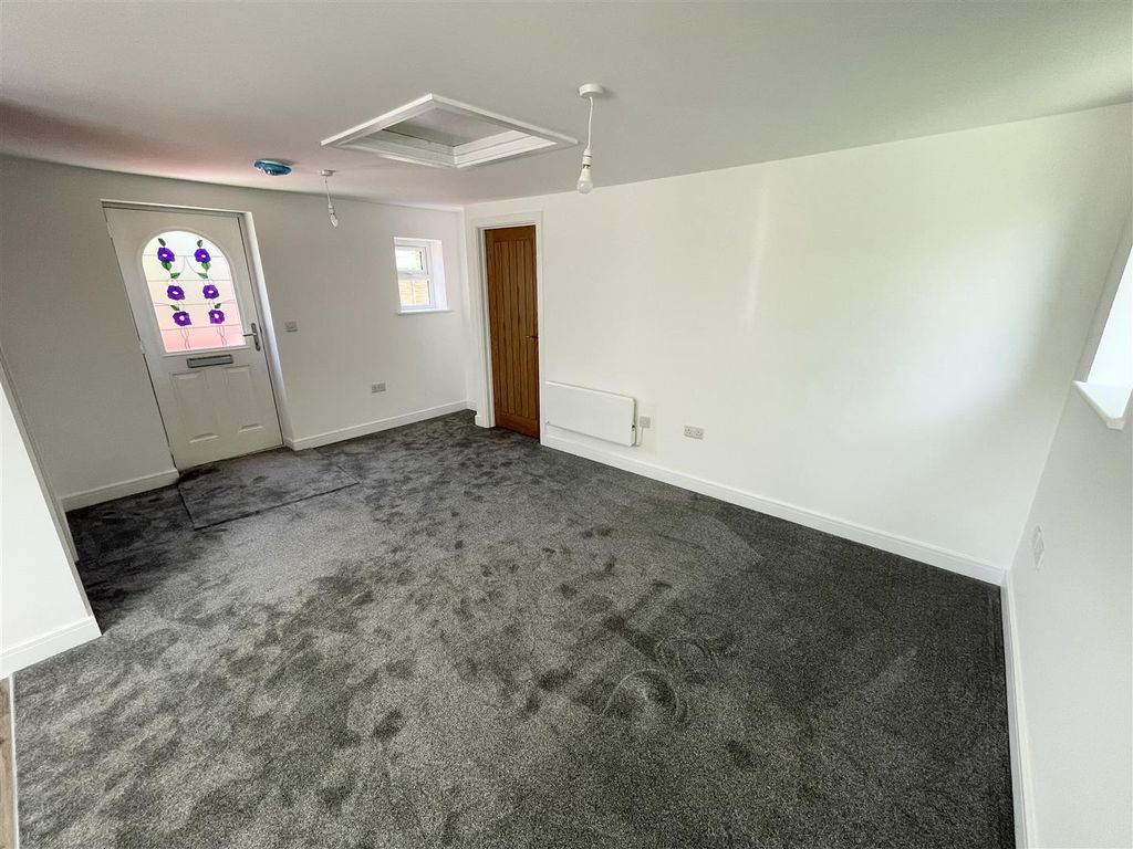 Property photo 2 of 7 Img_6322 (1).Jpg