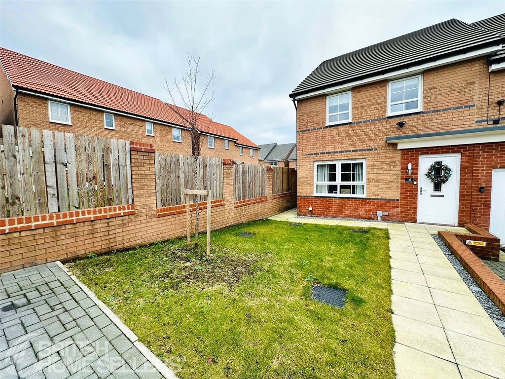 Property photo 1 of 17 Picture No. 14
