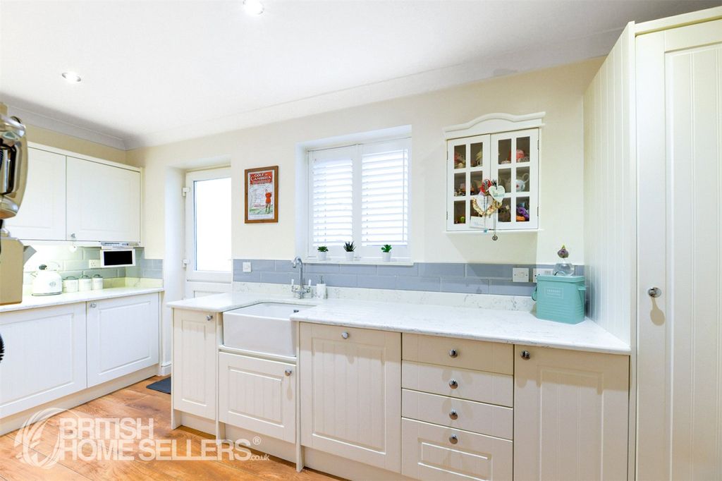 Additional image 5 of 4 bed terraced house for salePorthmadog, Gwynedd LL49