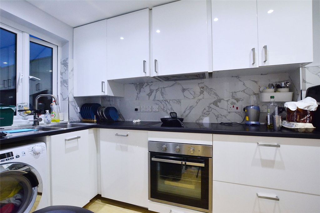 Property photo 3 of 12 Picture No. 09