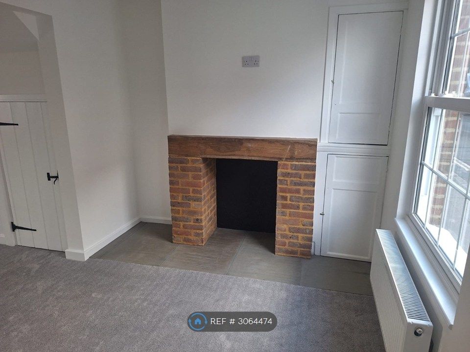 Property photo 1 of 17 Fireplace With Log Burner
