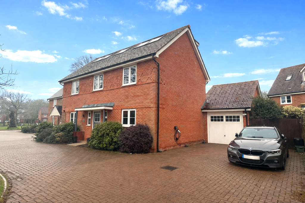 Property photo 1 of 17 Picture No. 16