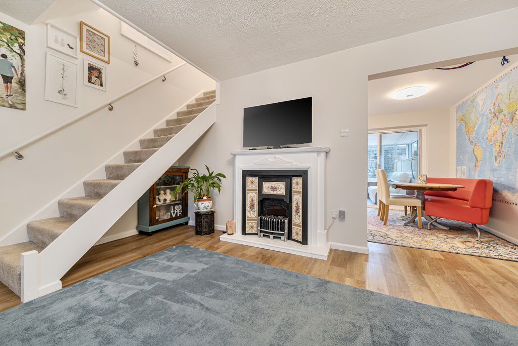 Property photo 3 of 16 Photo 8