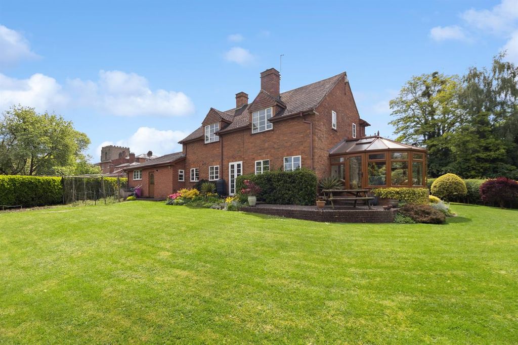 Property photo 2 of 20 Photo 21