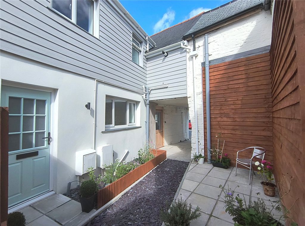 Property photo 1 of 9 Picture No. 01