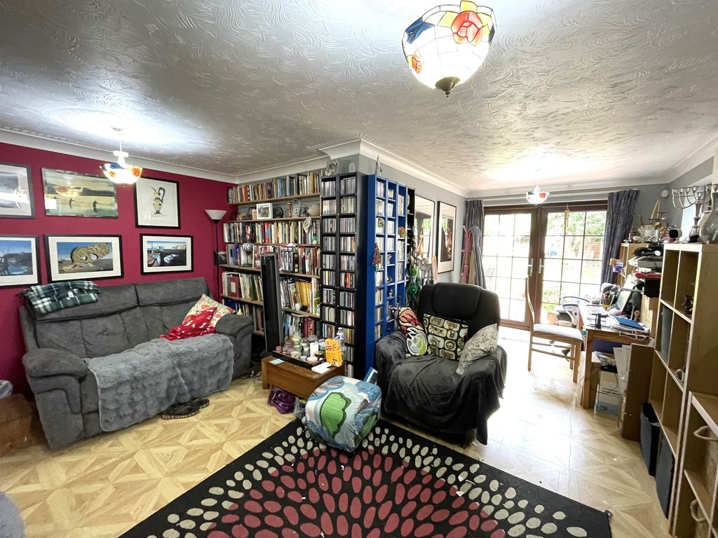Property photo 2 of 18 Not Specified