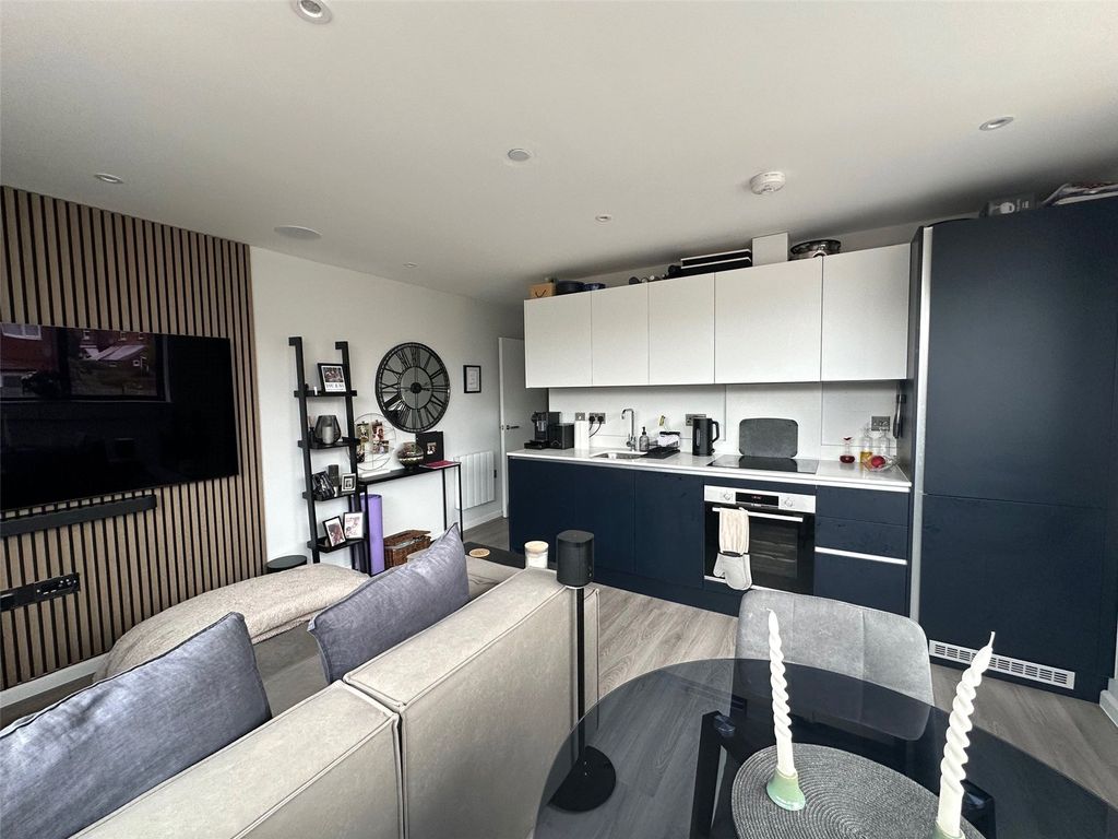 Property photo 2 of 9 Picture No. 04